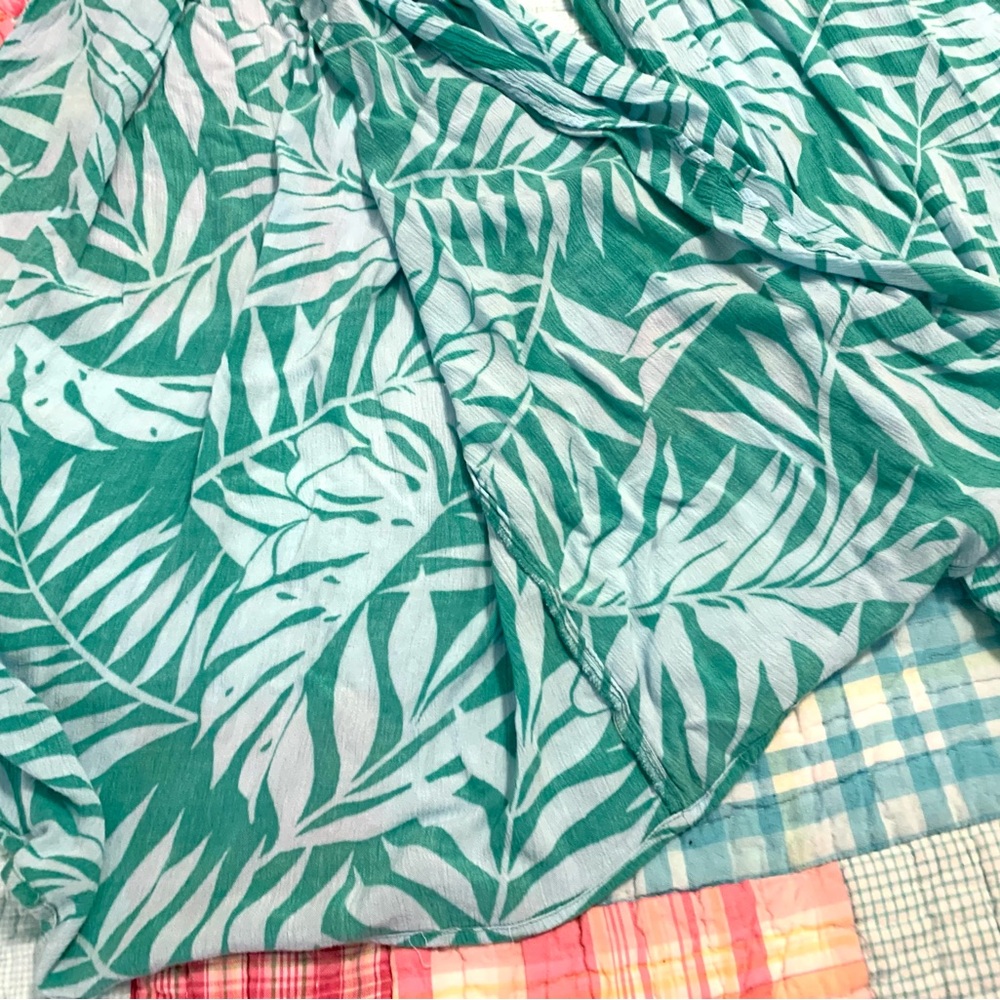 Billabong Green Leaf Pattern Split Leg Cover Up P… - image 4